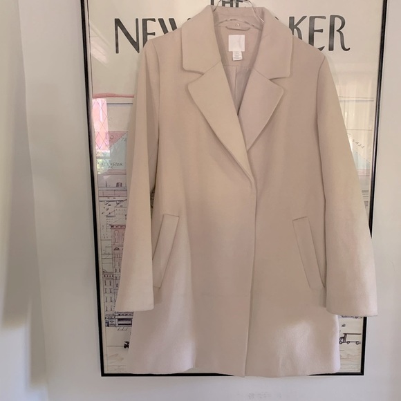 H&M cream blush coat with tie belt covered snap closure notched lapel size M - Picture 2 of 13